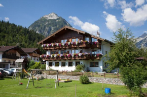 Gasthaus-Pension Golfvilla Pertisau